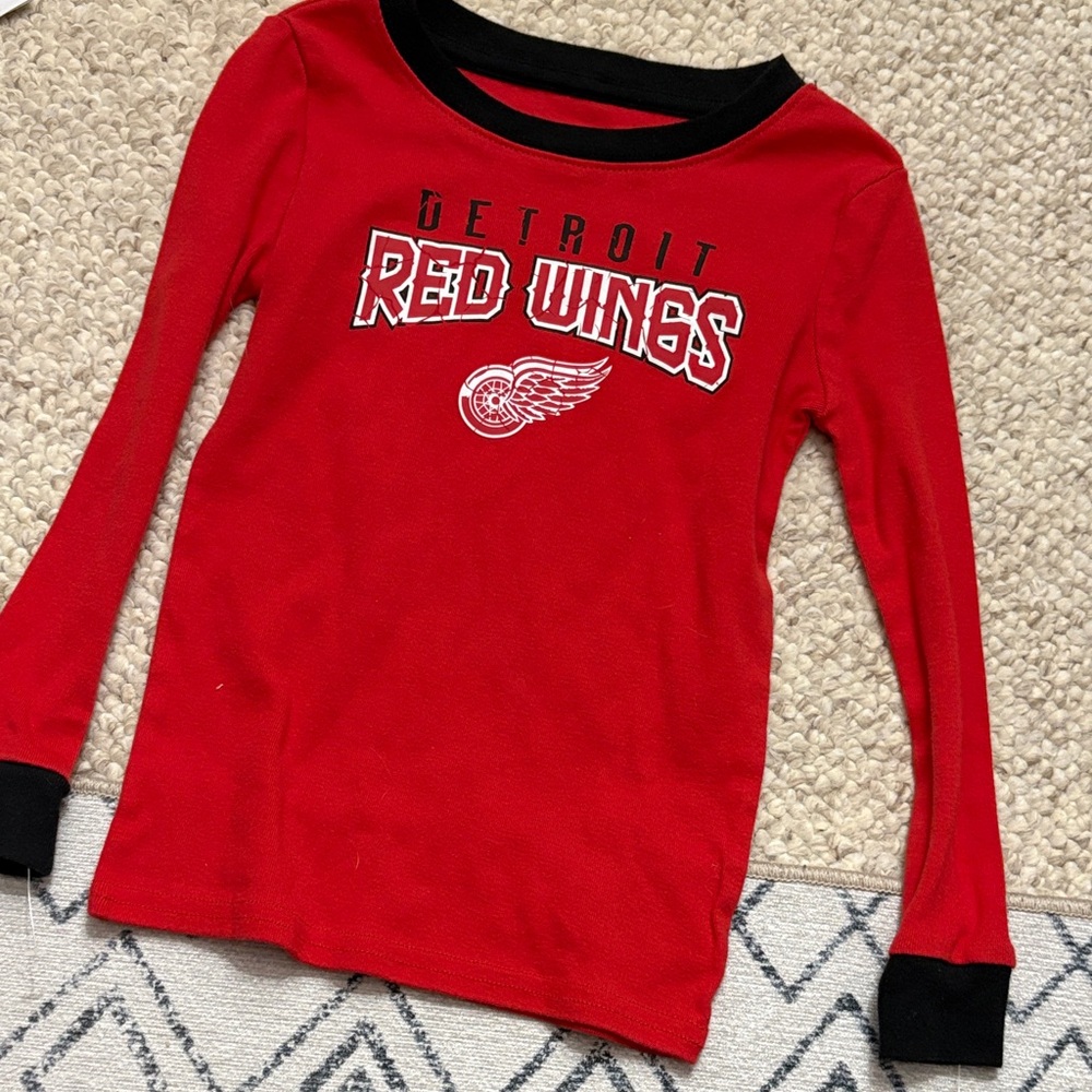NWOT Kids' Detroit Red Wings Long-Sleeve Shirt